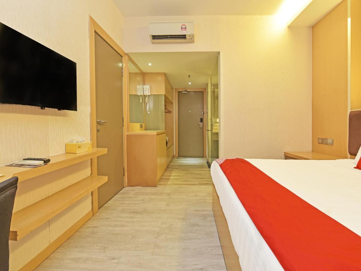 Capital O 90130 Sawadee Hotel Johor Bahru Exterior photo
