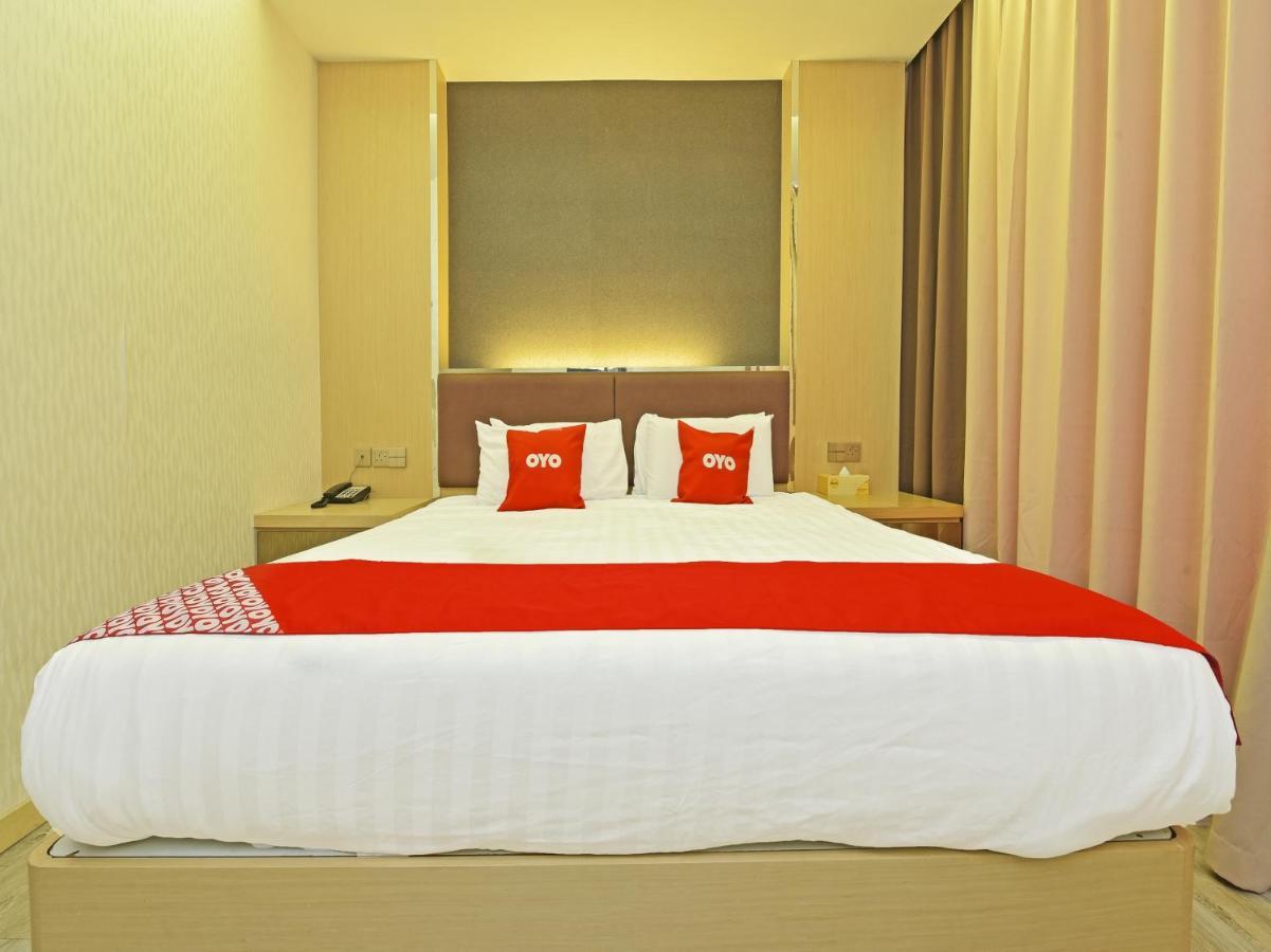Capital O 90130 Sawadee Hotel Johor Bahru Exterior photo
