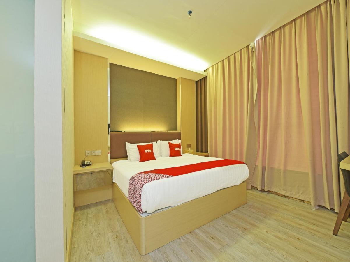 Capital O 90130 Sawadee Hotel Johor Bahru Exterior photo