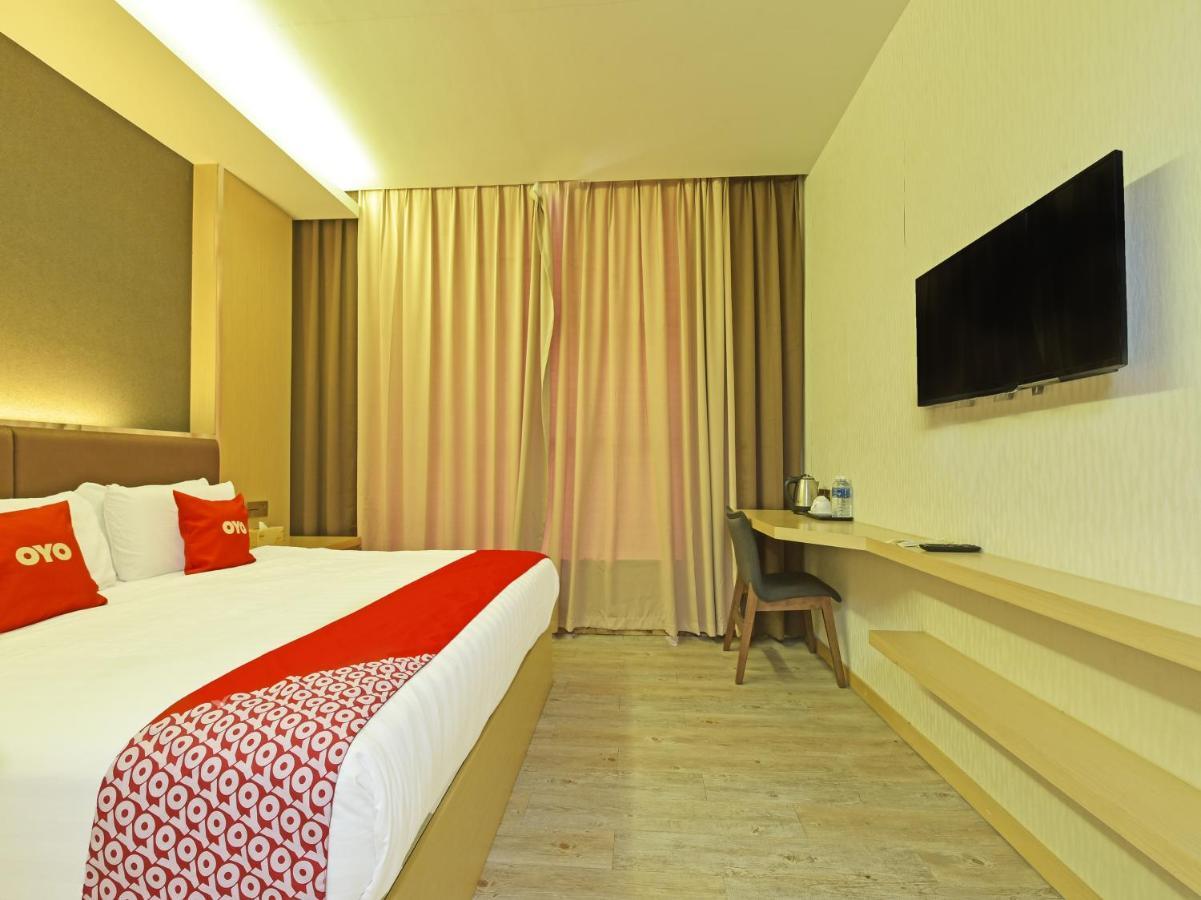 Capital O 90130 Sawadee Hotel Johor Bahru Exterior photo